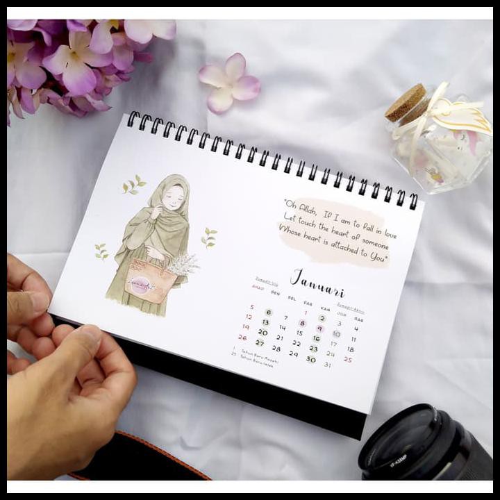 

Ready...Ready...Ready... Kalender Meja / Kalender Duduk Kalender Puasa 2020 Murah Cute Cantik