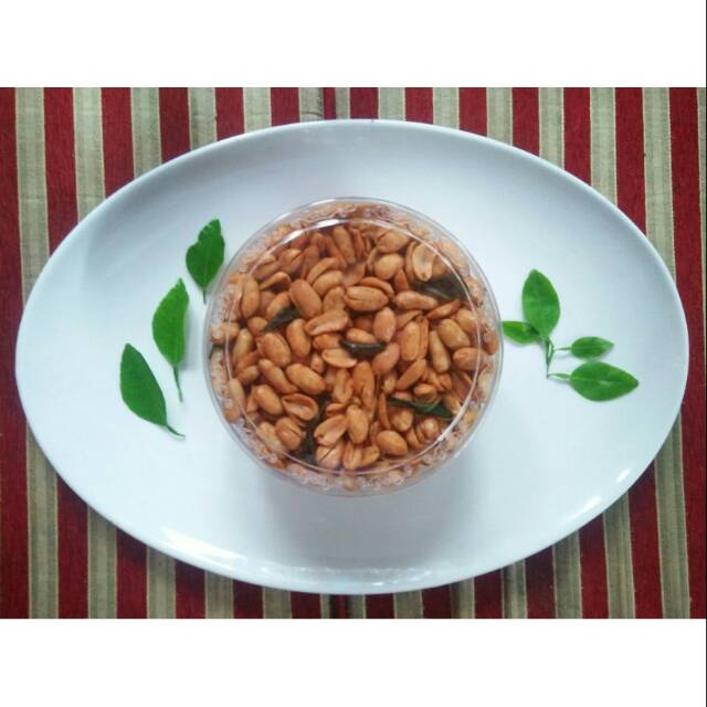 

Kacang Thailand