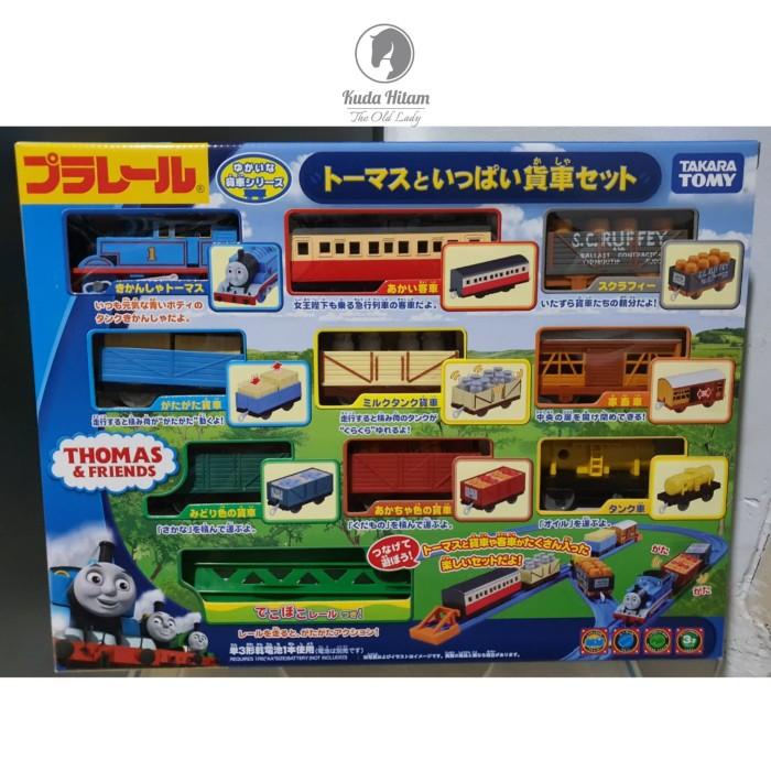 Takara Tomy Plarail Thomas And Friends : Thomas And Lots Of Freight Ca