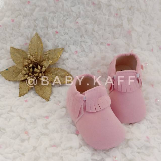 Prewalker anak rumbai warna pink