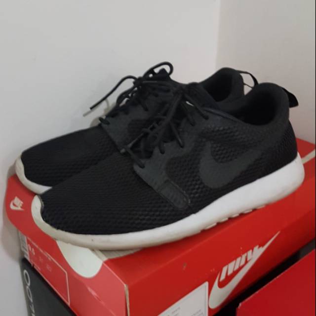 nike roshe run 43