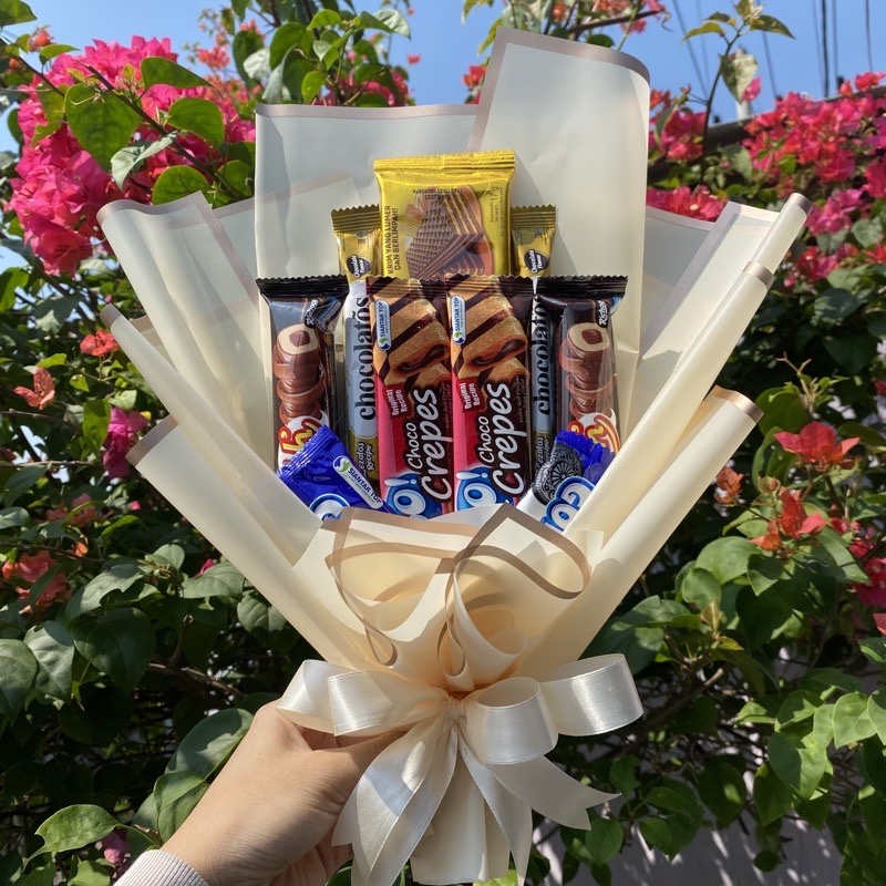 LANGSUNG KIIRIM BUKET SNACK RANDOM PREMIUM SEDANG BUKET ULANG TAHUN BUKET WISUDA LIAMFLORISTBUKET