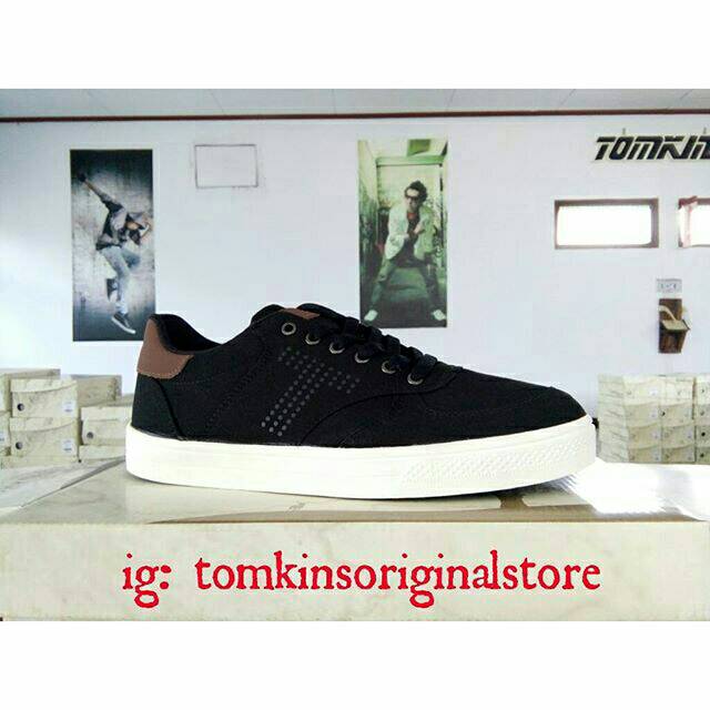 Sepatu Dewasa Tomkins Gringo - Sepatu Olahraga - Sepatu Sneakers - Sepatu Lari - Sepatu Sekolah