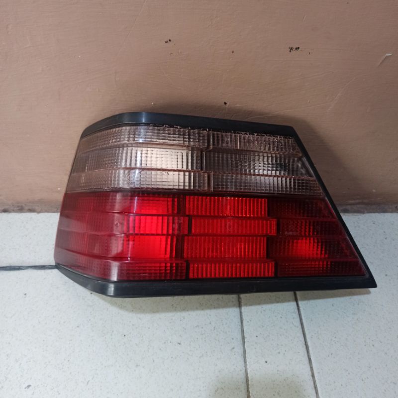 stop lamp Mercedes-Benz  W124 E kiri second