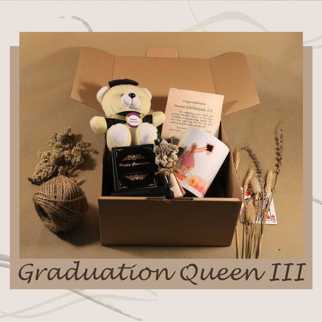 

Kado Wisuda Unik untuk Orang Terkasih || Queen III