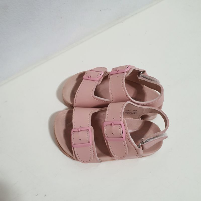 LC Waikiki sepatu sandal anak cewe pink size 21 Preloved