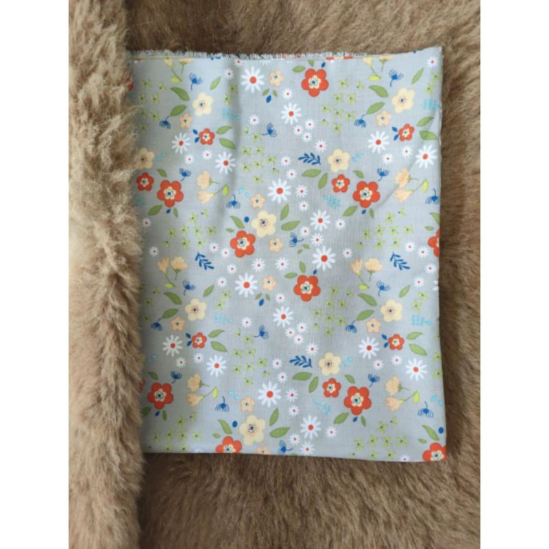 kain perca motif bunga warna abu