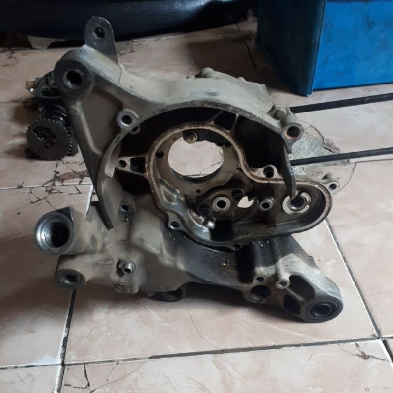 rengkes oli kanan vario