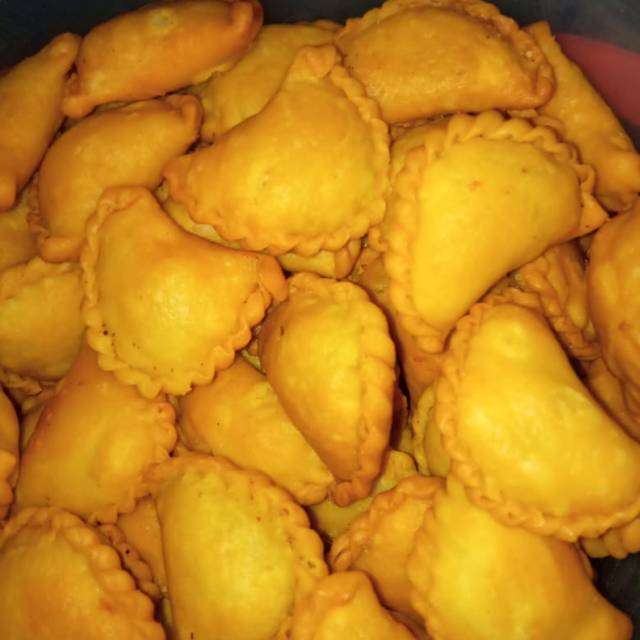 

Pastel abon ikan