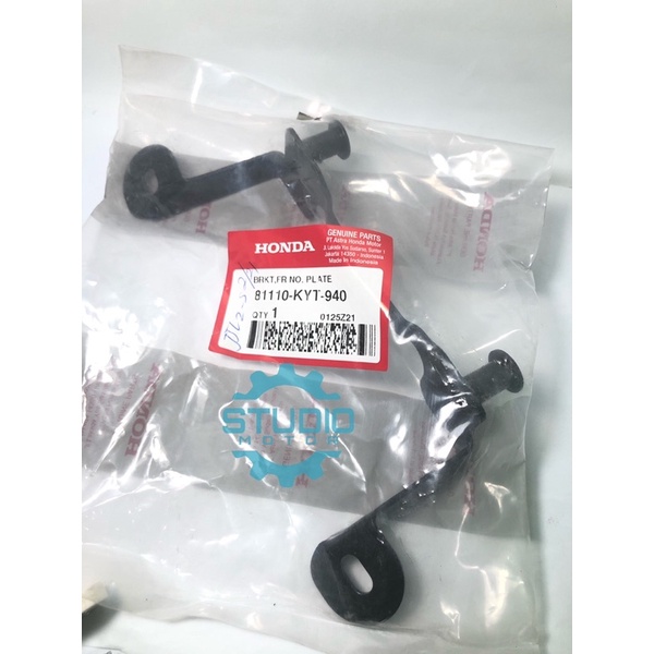 Dudukan Plat Nomor Depan Bracket Breket FR Number Plate SCOOPY Karburator Carbu KYT FI K16 eSP K93 81110KYT940 81110-KYT-940