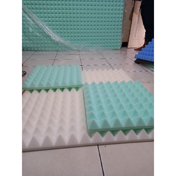 busa peredam suara ruangan Acoustic pyramid warna