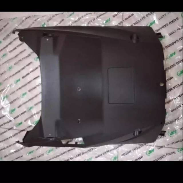 Dek bawah kolong Vario 150