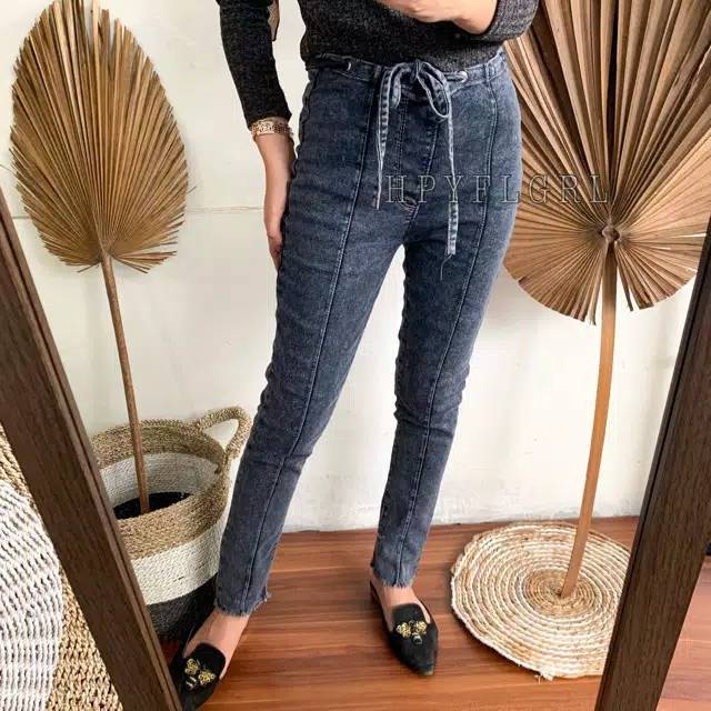 VALERI JEANS | Celana HW Highwaist Tali