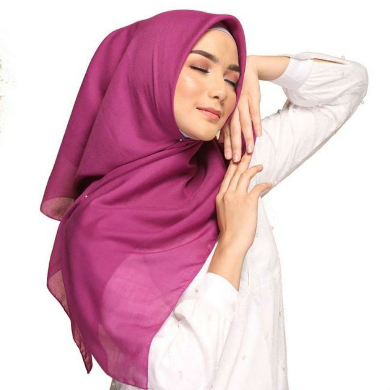 Segi empat polos elzatta keisha sadia