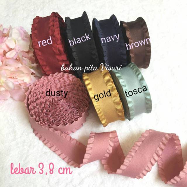 Pita Ruffle Satin 1,5&quot; / 3,8 cm per yard( 90 cm)