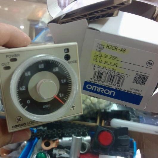 omron H3CR A8 12-48VDC/timer omron H3CR A8 ORIGINAL/OMRON ORI