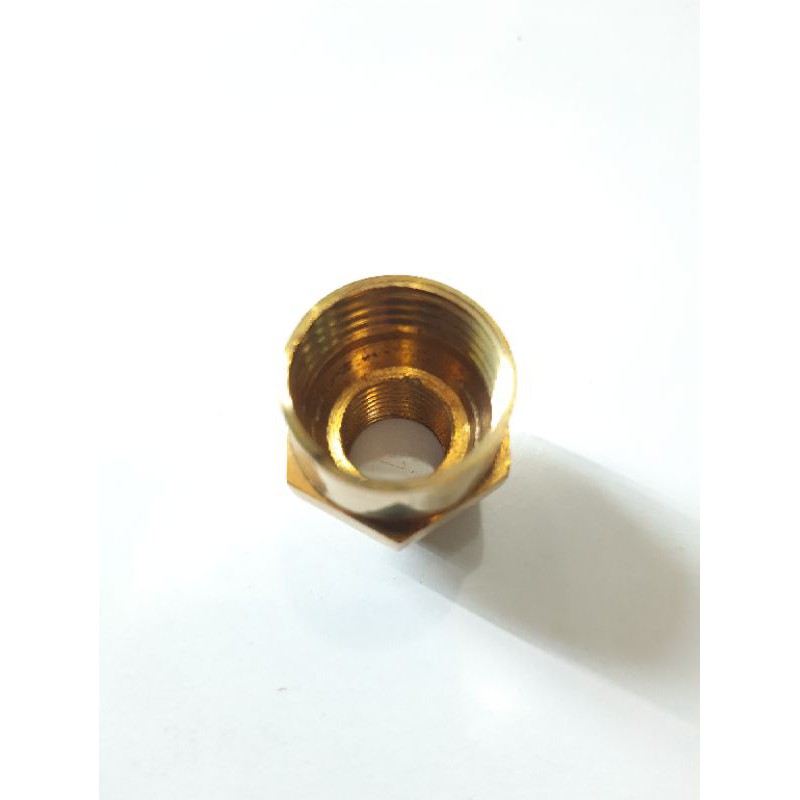 Sok sambungan 1/2&quot; × 1/4&quot; KUNINGAN DRAT DALAM