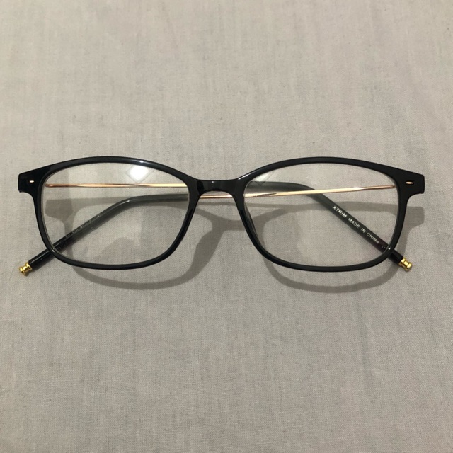 Kacamata Gagang Besi Unisex