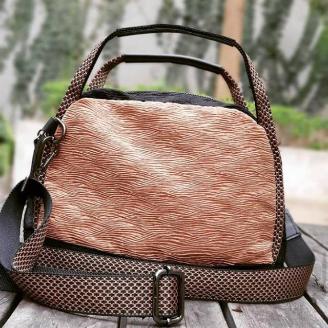 PLISSE BOWLING BAG BY MYZASAC (ORIGINAL)