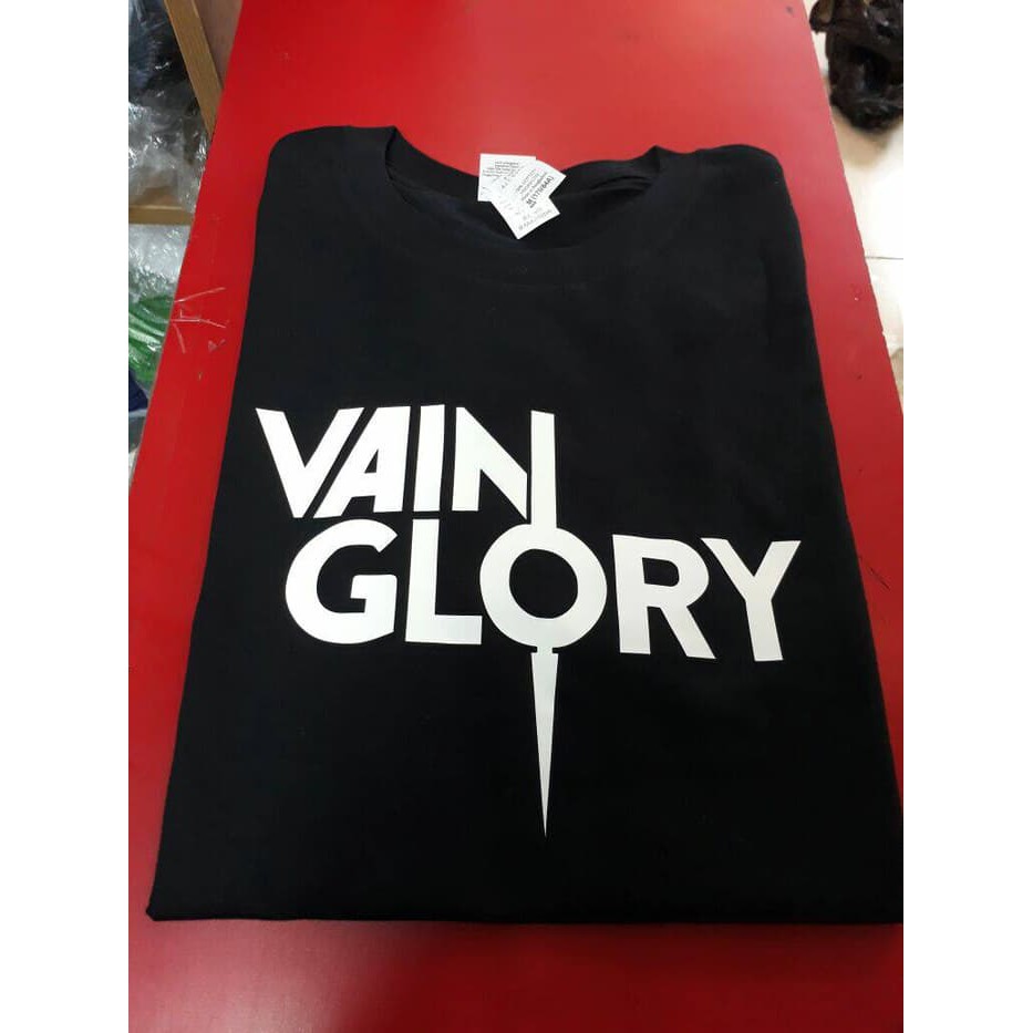 KAOS GILDAN VAIN GLORY