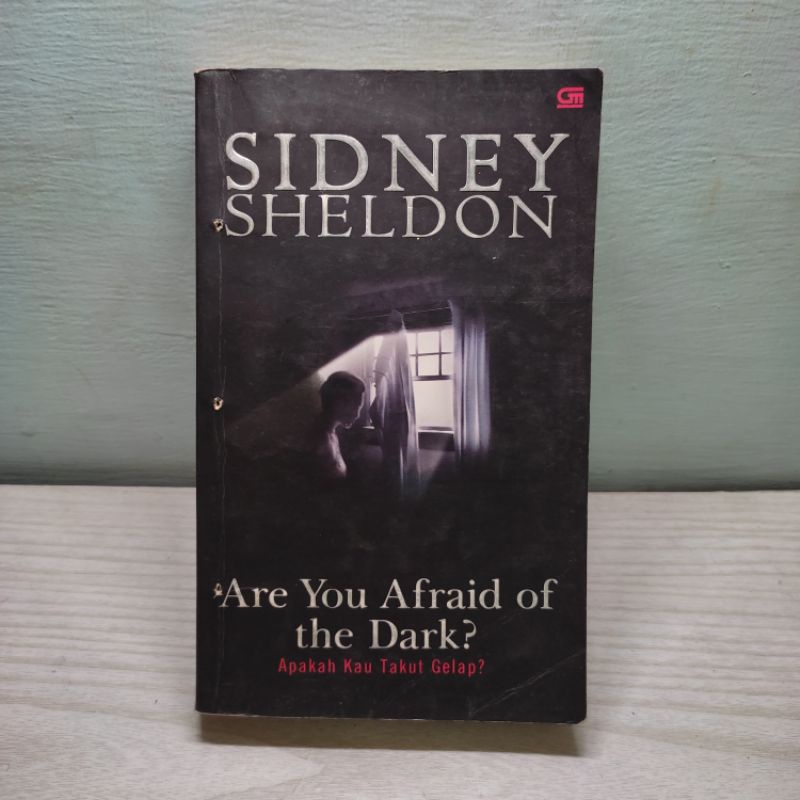 

Are You Afraid of the Dark - Sidney Sheldon (Preloved)