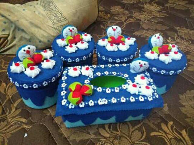 Toples Dan Kotis Flanel Karakter  Doraemon Kepala Kd 10