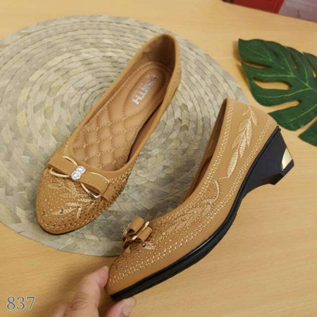 Sepatu SMITH 837