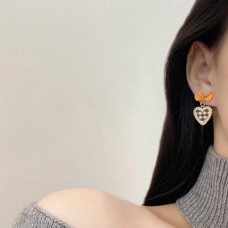 Anting S925 Silver Needle Bentuk Hati Untuk Wanita