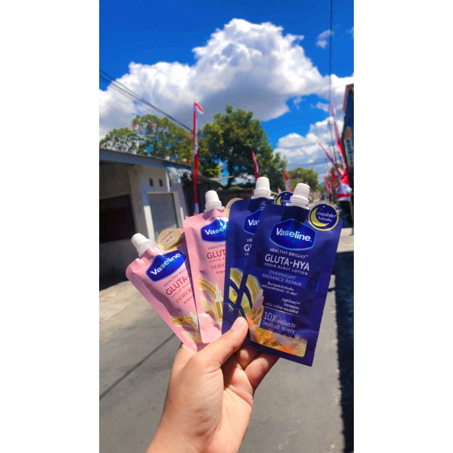 Serum  Vaseline Gluta-hya sachet 30 ml ORI THAILAND