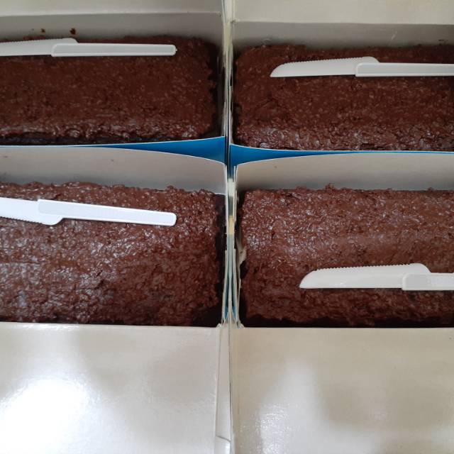 

Brownies cruncy oleholeh PEKANBARU