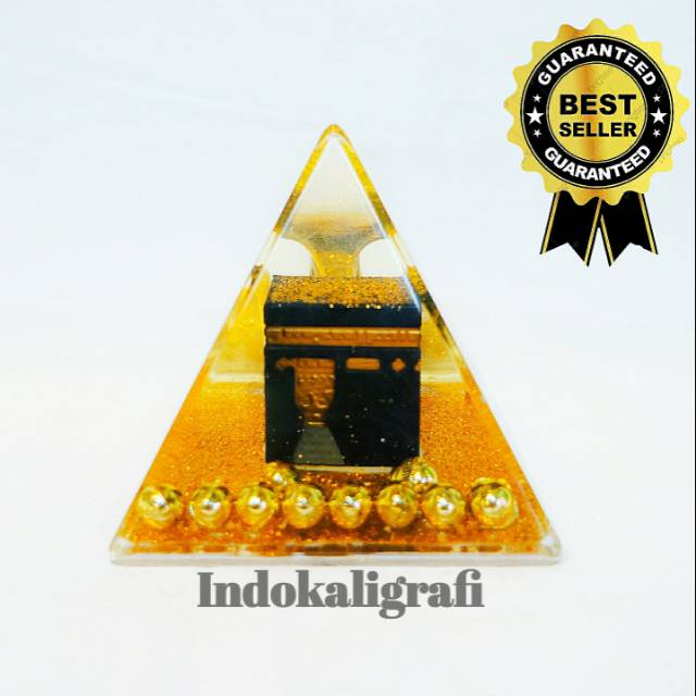 Indokaligrafi Miniatur Pajangan Piramida KABAH Hiasan Meja Pen Holder Aksesoris Muslim