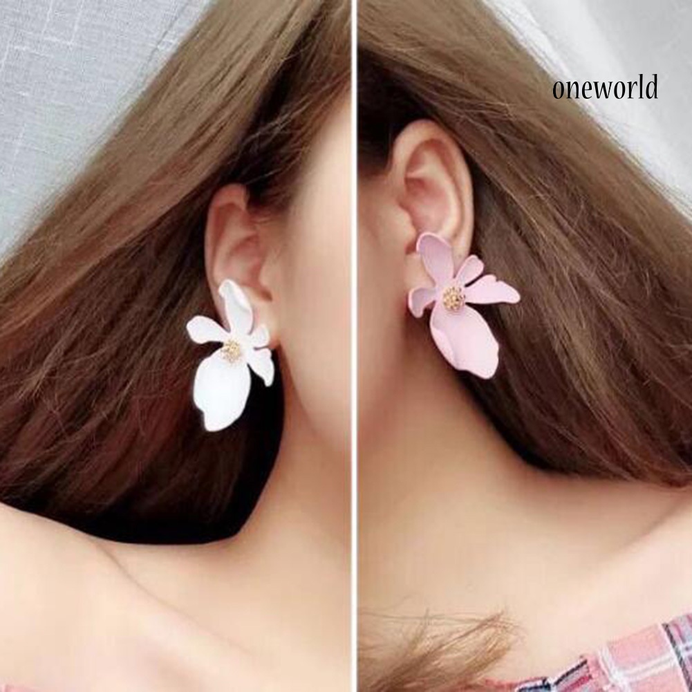 OW@ Fashion Daisy Flower Shape Metal Ear Stud Earrings Women Party Jewelry Gift