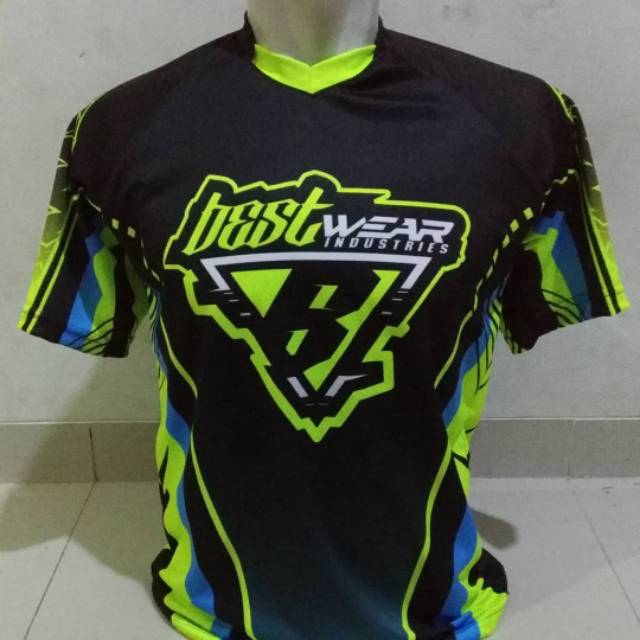 Menerima jasa pembuatan jersey,jaket hoody, jaket running, glove, tshirt sablon, bordir, dll