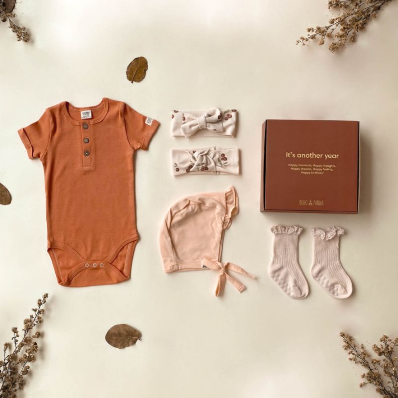 GIFT BOX  &amp; GIFT CARD (Special Occasion, Birthday, New Born, And Baby Shower)