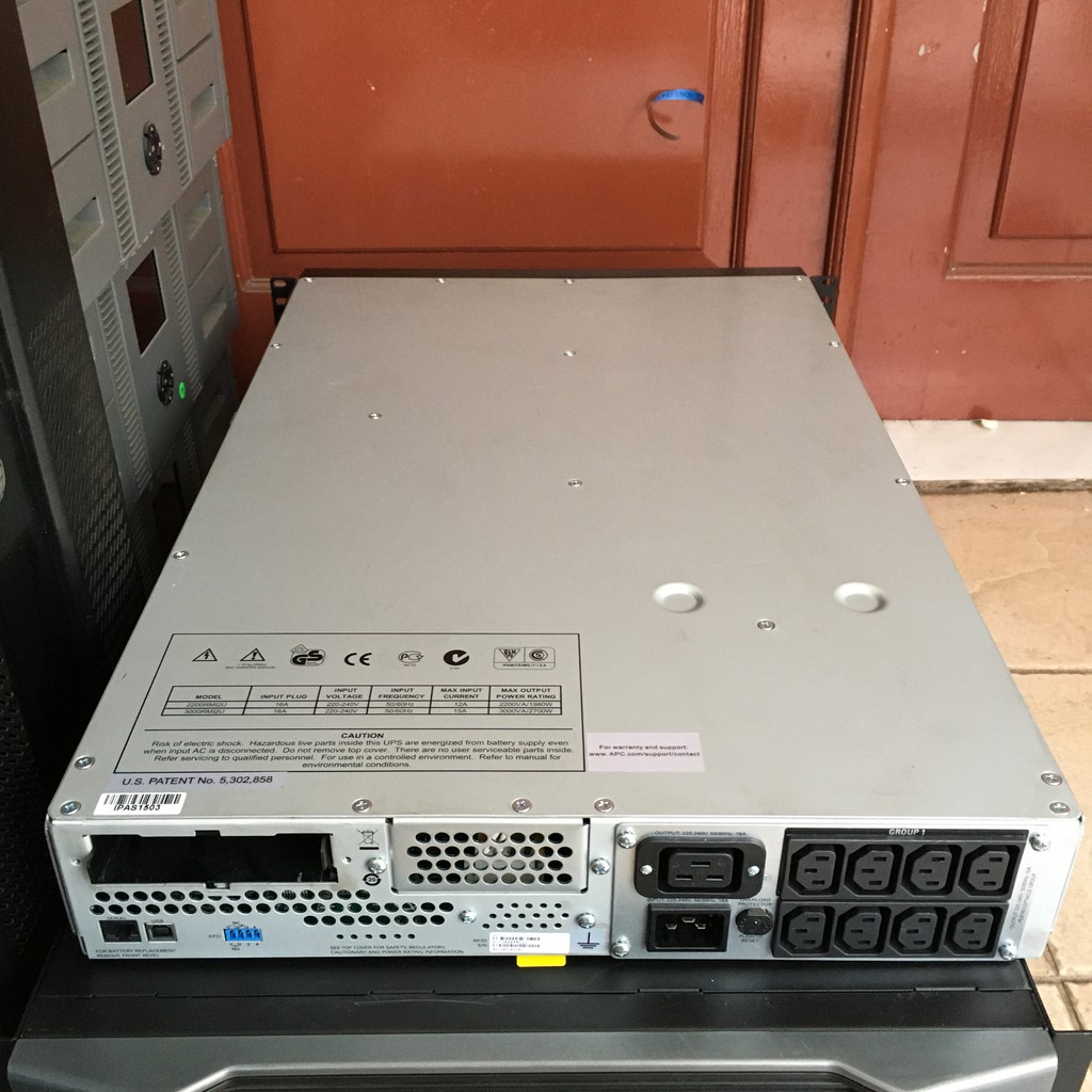 UPS Dell Smart UPS 3000VA DLT3000RMI2U