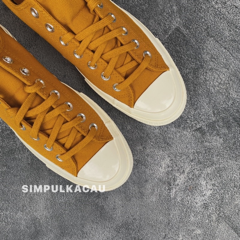converse 70s low ox yellow saffron