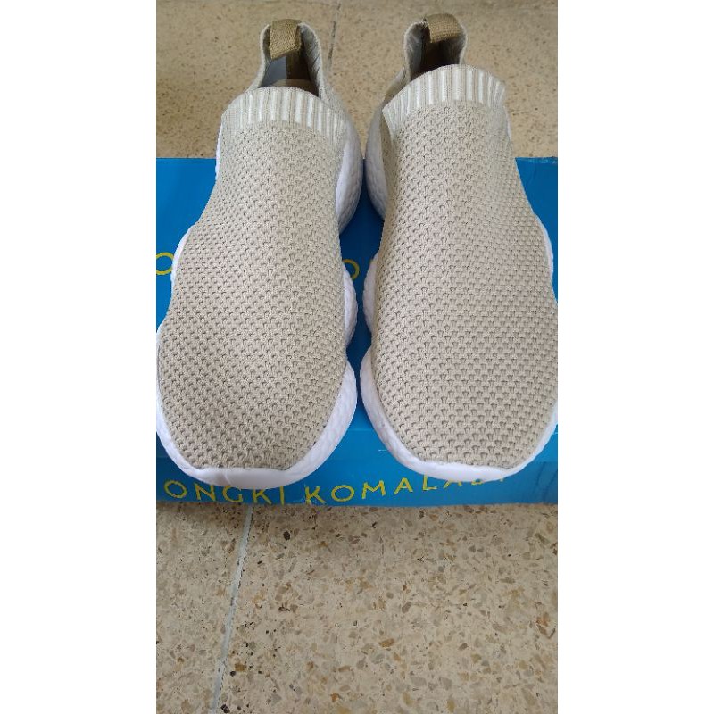 Sepatu Wanita Yongki Komaladi