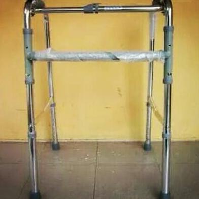 Walker / Alat Bantu Jalan / Tongkat Bantu Jalan