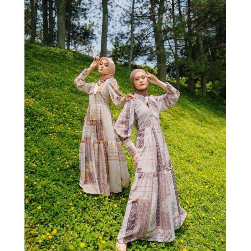 Pradipa Dress by Mayoutfit.official