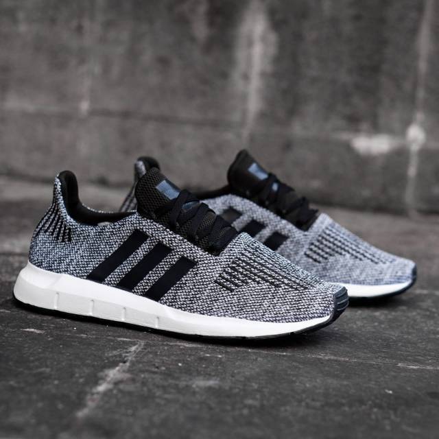 Ukuran Pria Adidas Swift Run Original warna Grey list Black sepatu olahraga pria