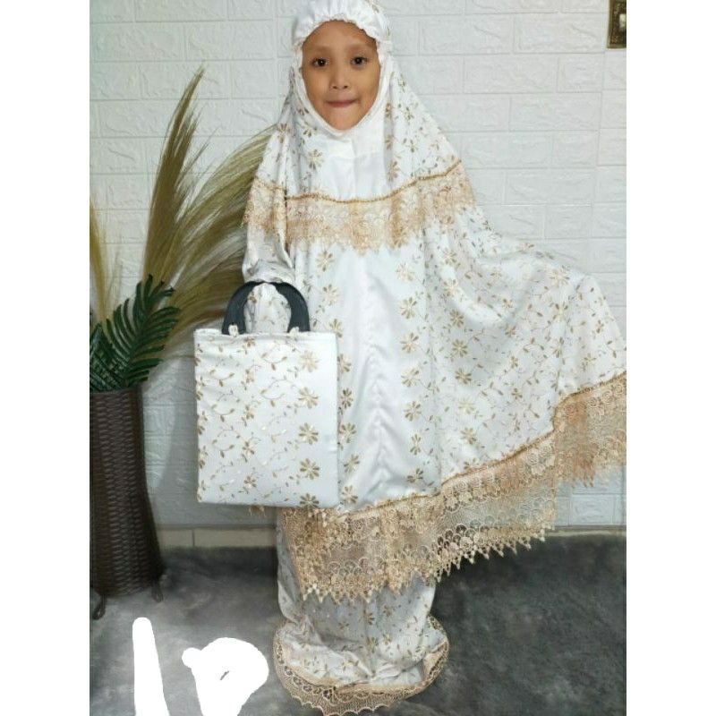 MUKENA ANAK SUTRA PARIS PRADA SWOROSKI/MUKENA ANAK TERBARU /MUKENA MODREN/MUKENA ANAK TERMURAH /COD✅