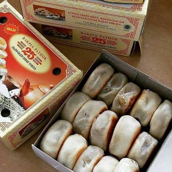 

PrdЦk kᗴkίnίΔnBakpia Pathok 25 Regular Isi 15 Bakpia 25 Bakpia Terlaris Bakpia Bandara Bakpia Jadul