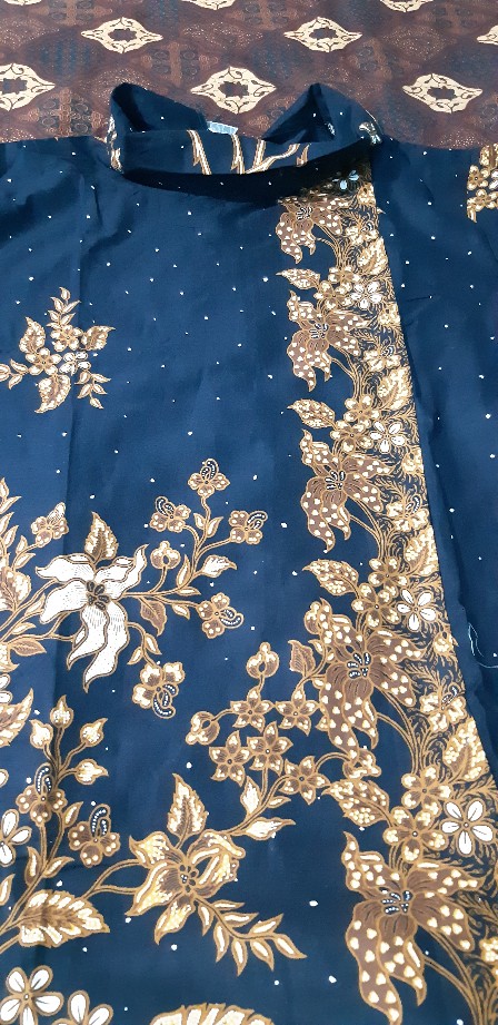 Grosir Terlaris Genes Jelita Tunic Navbor Yelbor Whitbor Creambor Tunik Batik Modern