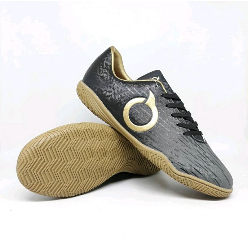 Sepatu Futsal Ortuseight Plasma IN