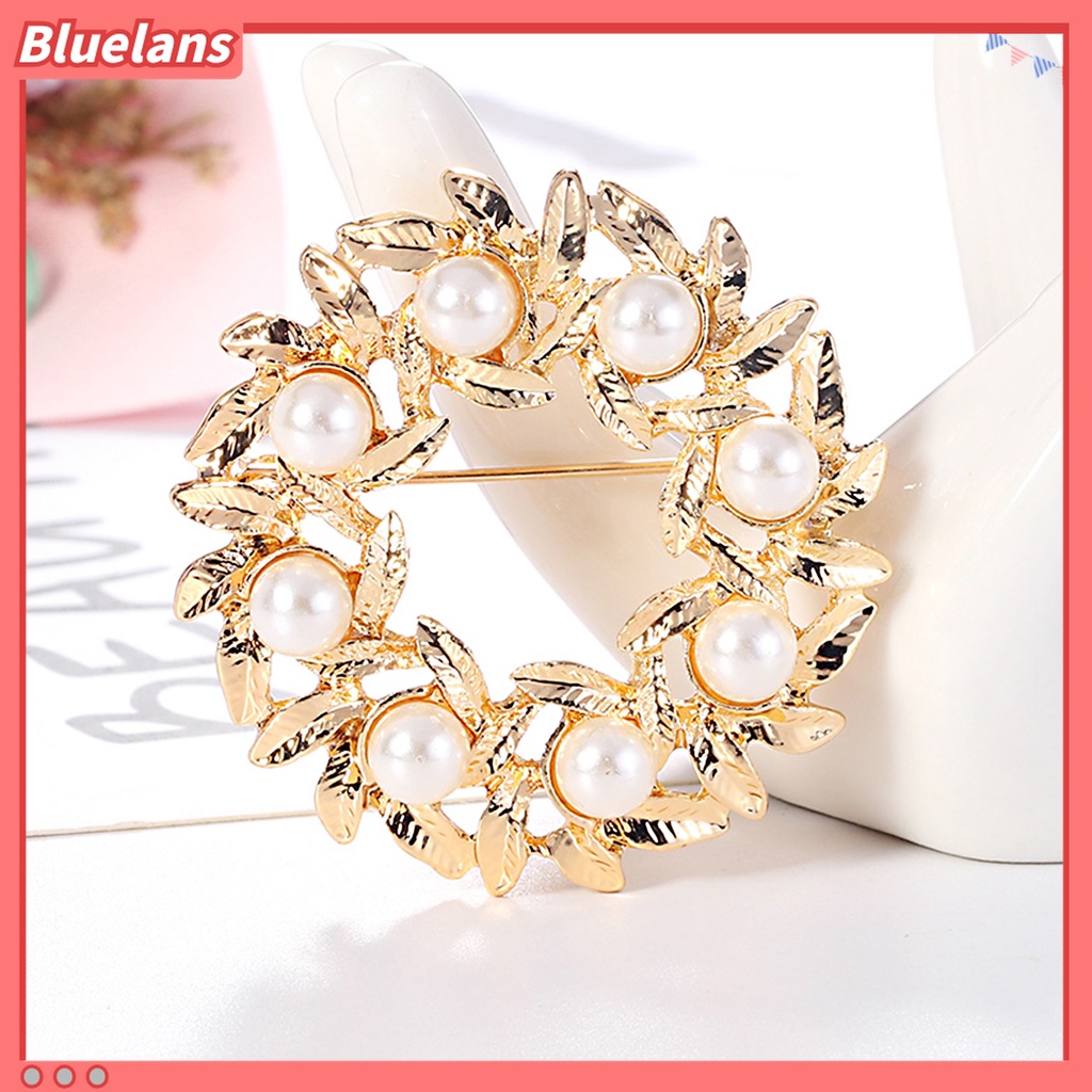 Bros Pin Lencana Bentuk Bulat Aksen Berlian Imitasi Gaya Vintage Untuk Aksesoris Pakaian