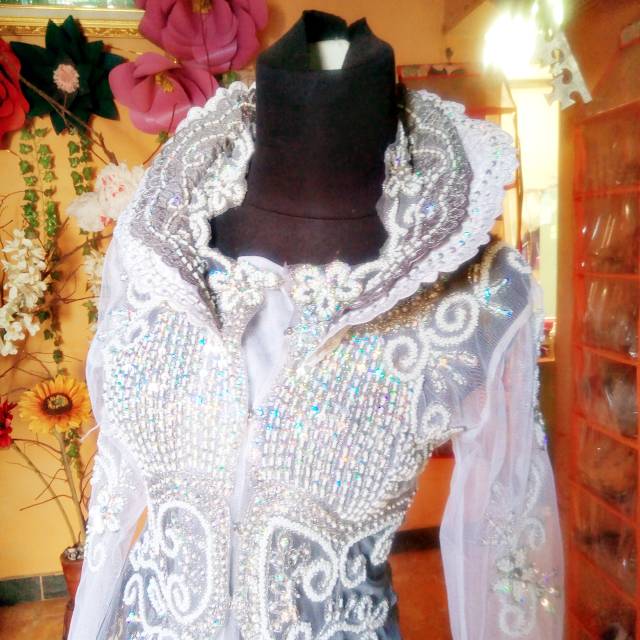 Kebaya pengantin payet