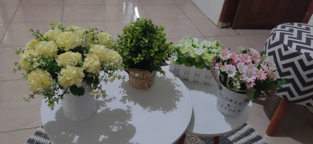 Krisan Bulat Bunga Artificial Rimbun Vas Ulir Pendek