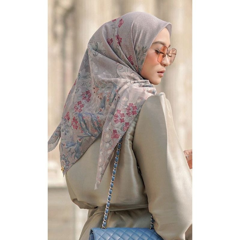 Buttonscarves Topkapi Early Grey