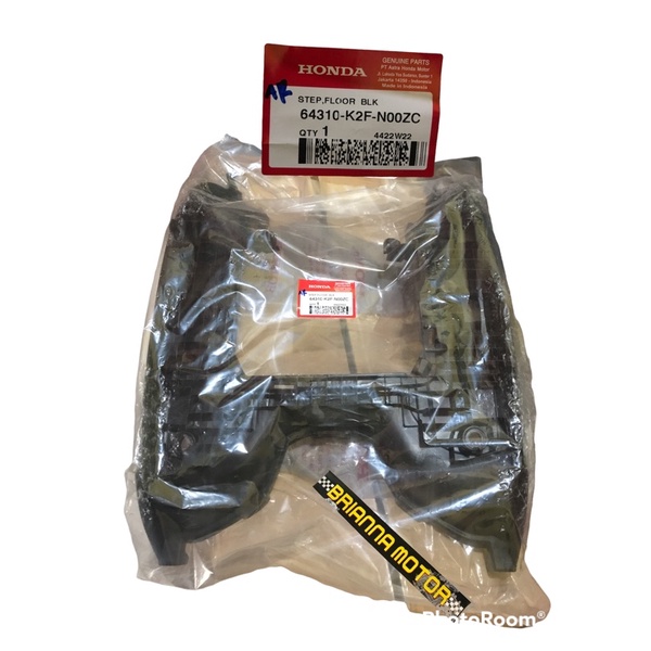 COVER LANTAI NEW SCOOPY K2F HITAM ORI HONDA 64310 K2F N00ZC