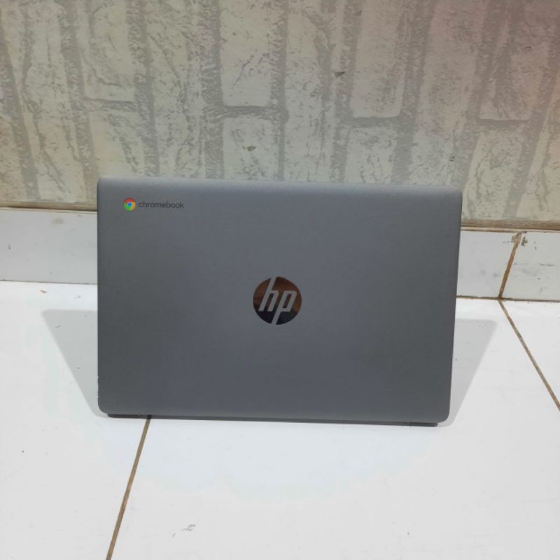 Laptop HP ChromeBook 14a-na0642cl Celeron N3060/intel pentium Silver N5000 Ram 4GB/SSD 128GB OS. CHROME Layar 14inch Seri Baru, Slim, Ringan, Enteng Cantik